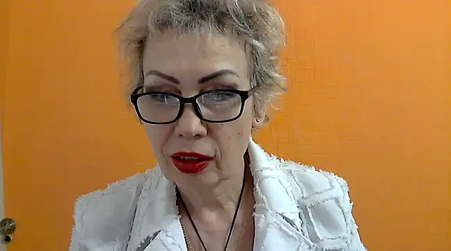 NessyJenixs online show from February 14, 2025, 5:14 pm