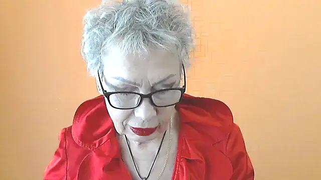 NessyJenixs online show from October 25, 2025, 7:27 am