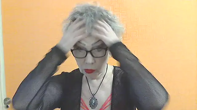 Snapshot of NessyJenixs chatting on May 13, 2026, 1:30 pm NessyJenixs online show from May 13, 2026, 1:30 pm
