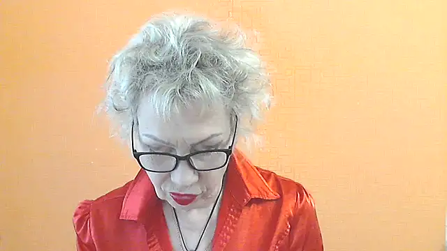 Snapshot of NessyJenixs chatting on May 17, 2026, 7:50 am NessyJenixs online show from May 17, 2026, 7:50 am