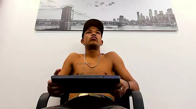 carlos alber12 online show from February 28, 2025, 7:03 pm