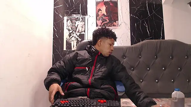 carlos alber12 online show from October 17, 2025, 12:52 pm