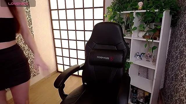 Snapshot of KristineBeauty chatting on January 31, 2025, 8:11 am KristineBeauty online show from January 31, 2025, 8:11 am