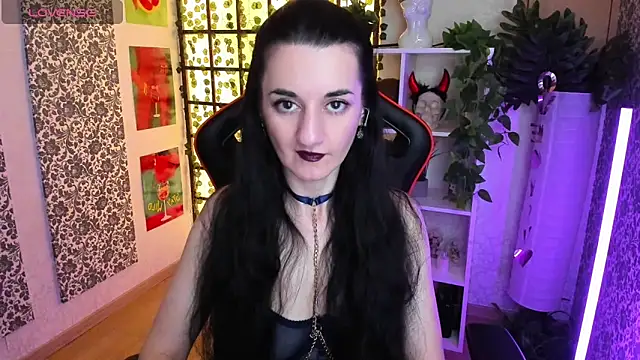 JessicaAlfo online show from April 3, 2026, 2:31 am