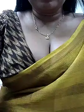 Queenflowerr online show from January 23, 2025, 4:52 am