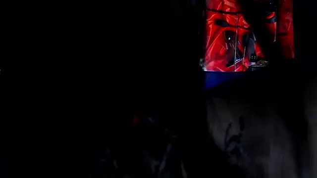 Snapshot of KaramStone chatting on November 4, 2025, 9:58 pm KaramStone online show from November 4, 2025, 9:58 pm