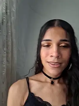Snapshot of novinhatransexy chatting on May 21, 2026, 6:04 pm novinhatransexy online show from May 21, 2026, 6:04 pm