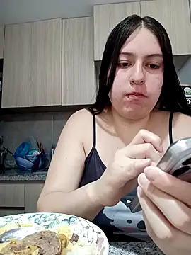 Snapshot of ary-cooper chatting on November 20, 2025, 7:24 pm ary-cooper online show from November 20, 2025, 7:24 pm