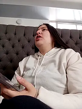 Snapshot of ary-cooper chatting on December 2, 2025, 7:20 pm ary-cooper online show from December 2, 2025, 7:20 pm