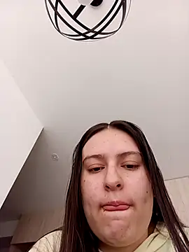 Snapshot of ary-cooper chatting on December 19, 2025, 6:59 pm ary-cooper online show from December 19, 2025, 6:59 pm