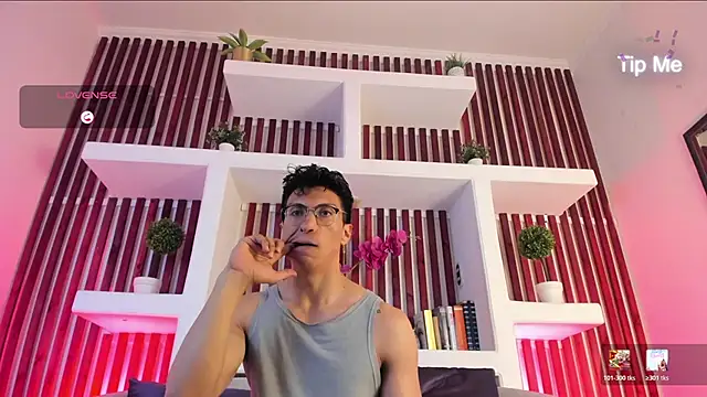 Snapshot of ApoloCruz chatting on February 12, 2026, 3:12 am ApoloCruz online show from February 12, 2026, 3:12 am