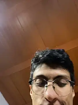 Snapshot of ApoloCruz chatting on April 6, 2026, 4:46 am ApoloCruz online show from April 6, 2026, 4:46 am