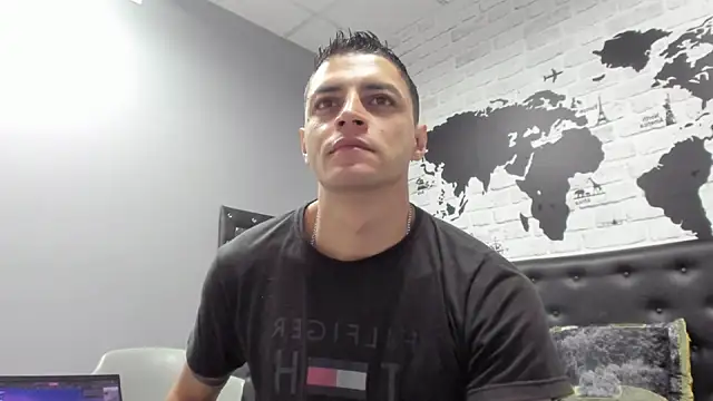 Frank Millers online show from December 2, 2025, 7:09 pm