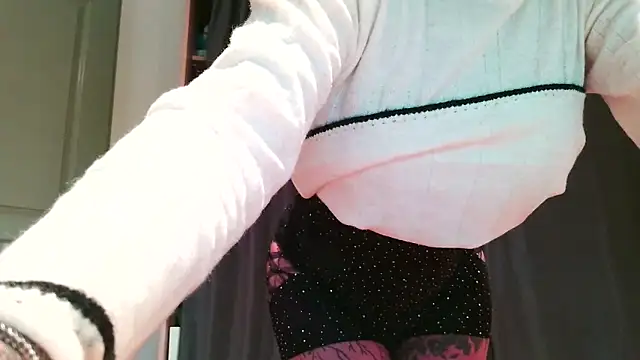 Snapshot of serena__vedette chatting on March 30, 2026, 1:12 pm serena vedette online show from March 30, 2026, 1:12 pm