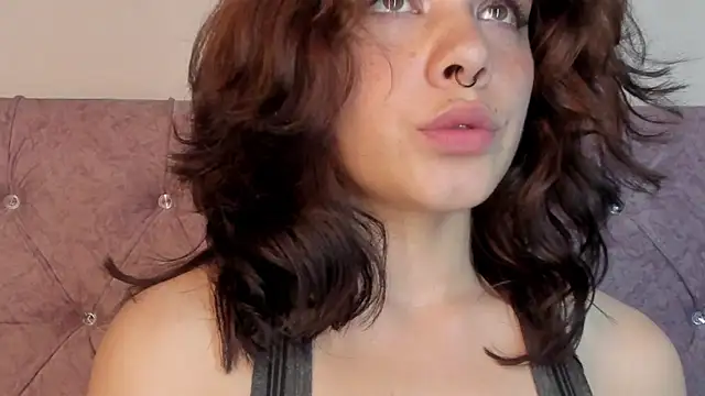 Snapshot of onix_bl4ck chatting on February 10, 2025, 11:34 pm onix bl4ck online show from February 10, 2025, 11:34 pm