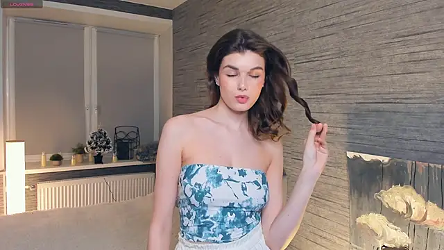 FloraDobb online show from February 8, 2025, 10:08 pm