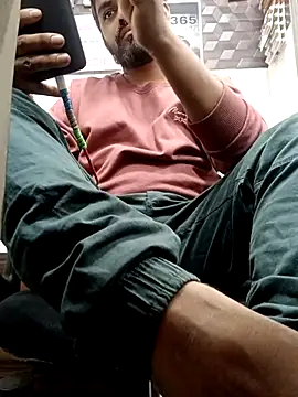 RaviRoy2326 online show from February 27, 2025, 2:32 pm