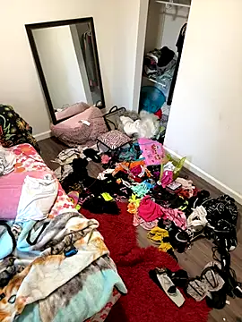 I am babydoll online show from November 2, 2025, 6:32 pm