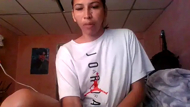 ammy lee20 online show from January 8, 2025, 8:18 pm