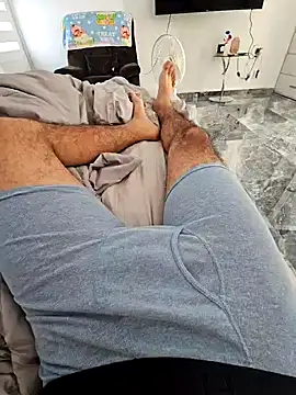 Snapshot of j0nathan00 chatting on January 29, 2025, 12:02 pm j0nathan00 online show from January 29, 2025, 12:02 pm