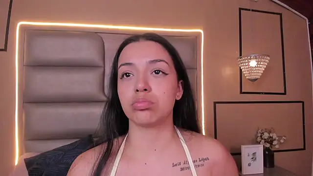 CAYLINCOLLINS online show from February 26, 2026, 3:16 am