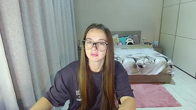 singletrouble online show from October 15, 2025, 4:23 am