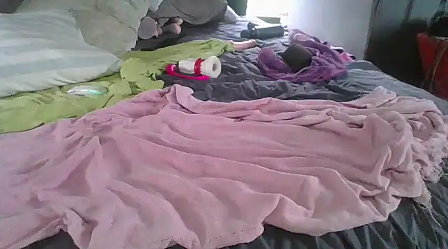 Snapshot of xylegs chatting on March 15, 2025, 8:43 pm xylegs online show from March 15, 2025, 8:43 pm