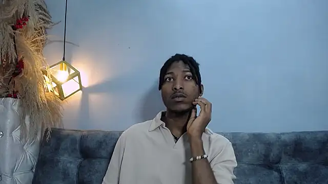 xxxhotbbc online show from March 8, 2025, 12:52 pm