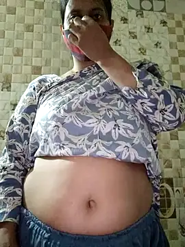 Snapshot of upgirl123 chatting on October 17, 2025, 9:39 pm upgirl123 online show from October 17, 2025, 9:39 pm