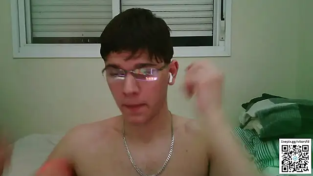 vitorsafado19 online show from December 18, 2025, 3:56 am