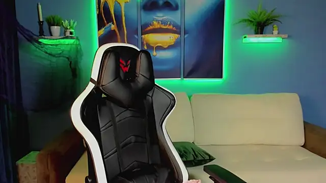 lu muon online show from November 1, 2025, 1:18 am