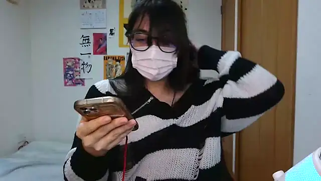 Snapshot of Sisi_cute chatting on January 6, 2026, 10:45 pm Sisi cute online show from January 6, 2026, 10:45 pm