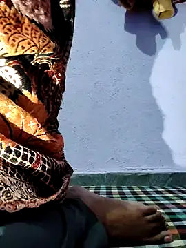 Red-Rose25 online show from February 2, 2025, 11:30 am