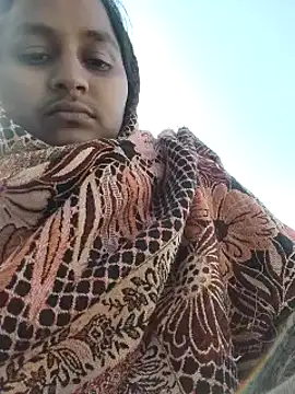 Red-Rose25 online show from February 7, 2025, 6:03 am