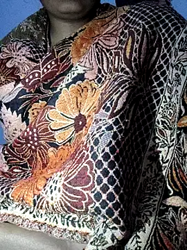 Red-Rose25 online show from February 12, 2025, 4:55 pm