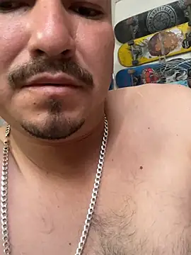 paullliliu online show from January 22, 2025, 7:13 pm