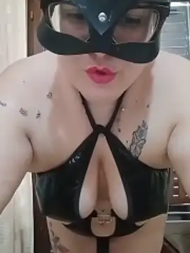 topina8 online show from May 15, 2026, 12:45 pm