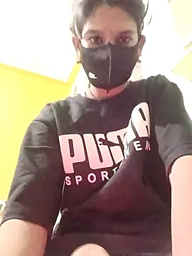 Hoty maneya online show from December 2, 2025, 3:18 pm