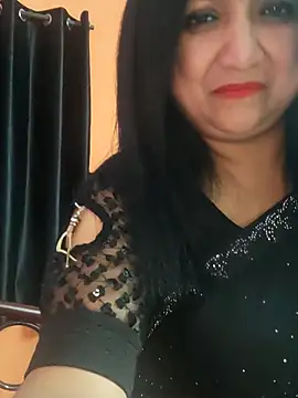 horny lizia online show from March 5, 2026, 4:03 pm