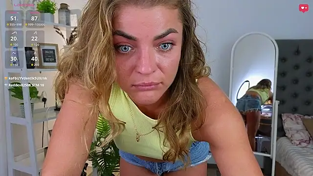 Donna Sun online show from September 28, 2025, 9:03 am