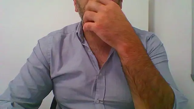 Snapshot of _tuga_man_ chatting on September 22, 2025, 12:40 pm tuga man online show from September 22, 2025, 12:40 pm