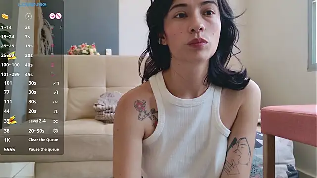 Snapshot of GerberaBlooms77 chatting on February 20, 2025, 4:25 pm GerberaBlooms77 online show from February 20, 2025, 4:25 pm