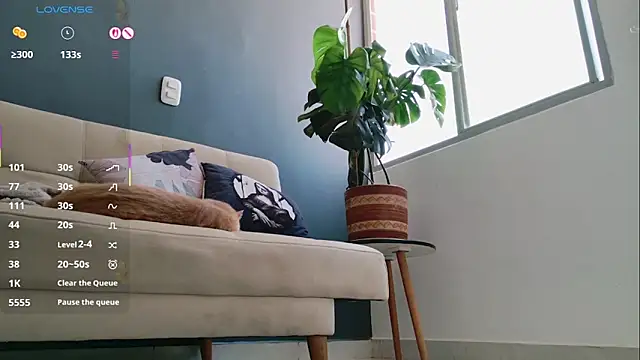 Snapshot of GerberaBlooms77 chatting on March 11, 2025, 6:52 pm GerberaBlooms77 online show from March 11, 2025, 6:52 pm