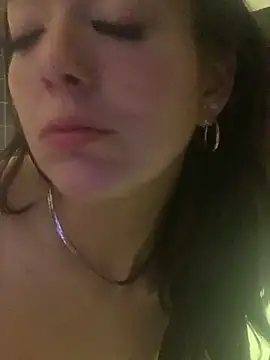 Snapshot of Hornyamy026 chatting on February 4, 2026, 2:06 am Hornyamy026 online show from February 4, 2026, 2:06 am