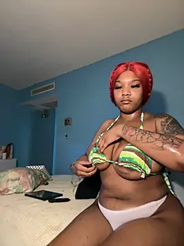 Snapshot of squirmxx10 chatting on February 18, 2025, 9:42 pm squirmxx10 online show from February 18, 2025, 9:42 pm