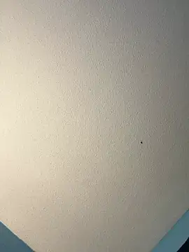 Snapshot of squirmxx10 chatting on March 5, 2025, 6:33 am squirmxx10 online show from March 5, 2025, 6:33 am