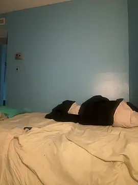 Snapshot of squirmxx10 chatting on March 20, 2025, 9:48 am squirmxx10 online show from March 20, 2025, 9:48 am