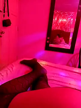 Snapshot of sofiatransgirl chatting on April 12, 2026, 10:53 am sofiatransgirl online show from April 12, 2026, 10:53 am