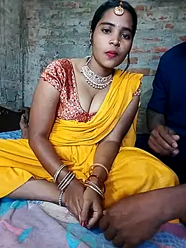 Snapshot of Simrandeshipp chatting on March 6, 2025, 6:19 am Simrandeshipp online show from March 6, 2025, 6:19 am