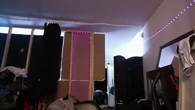 sexyhotstud12 online show from February 20, 2025, 3:45 am